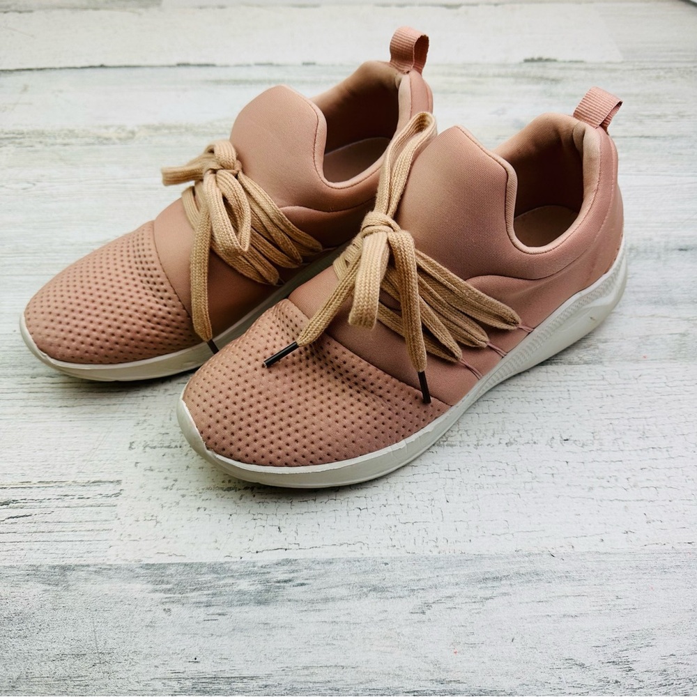 SFC blush pink tennis shoe